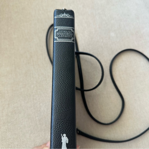 Star Wars Princess Leia & Luke Book Crossbody Bag Purse Clutch‎ Faux Leather - Picture 3 of 5